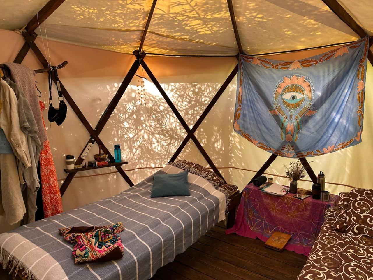 Eco Glamping - Carpathians. Retreat Hub Dzin Space Верховина Екстериор снимка